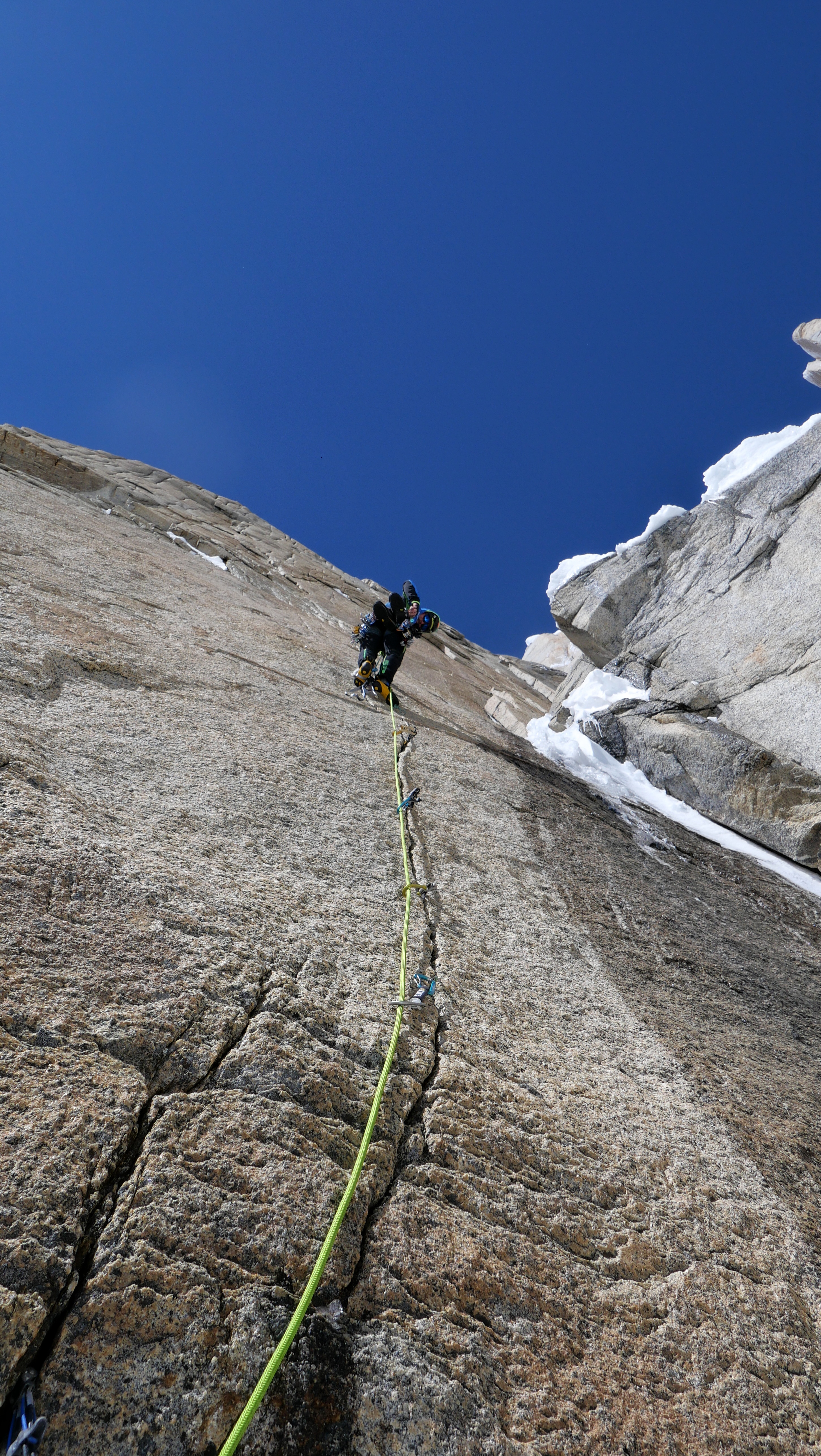 pasquetto moroni bernascotti urban wall patagonia cerro torre